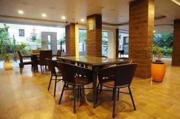 Hotel Oyo Premium Baner 3*