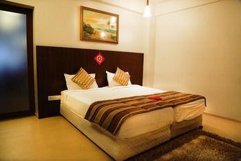 Hotel Oyo Premium Baner Pune